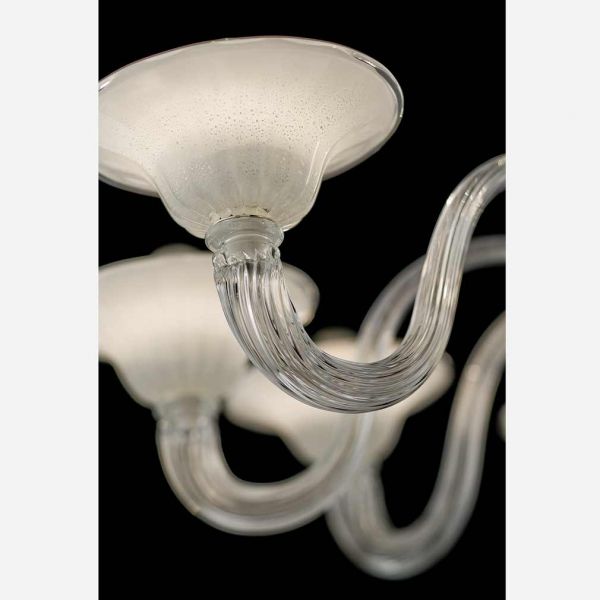 Elegante Murano Glass Chandelier
